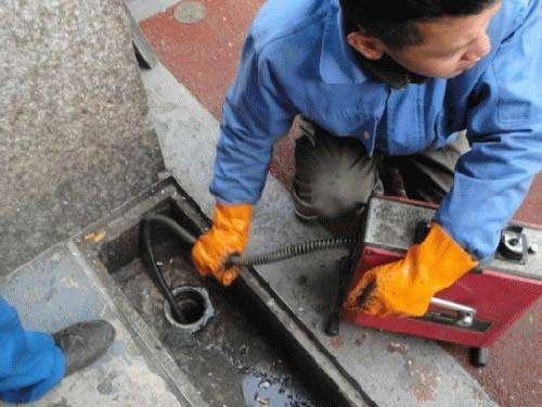 犍为疏通下水道